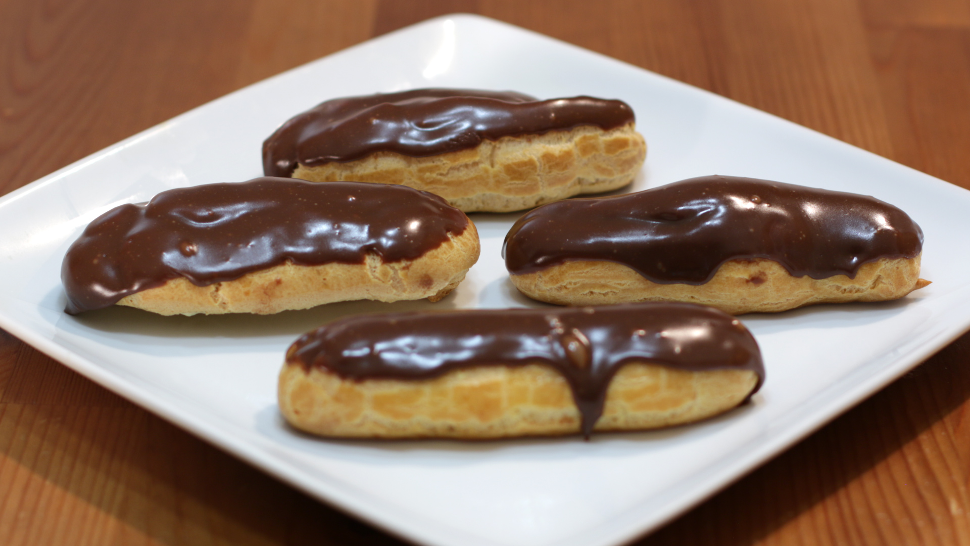 How to Make Eclairs | Easy Homemade Chocolate Eclair Recipe.jpg