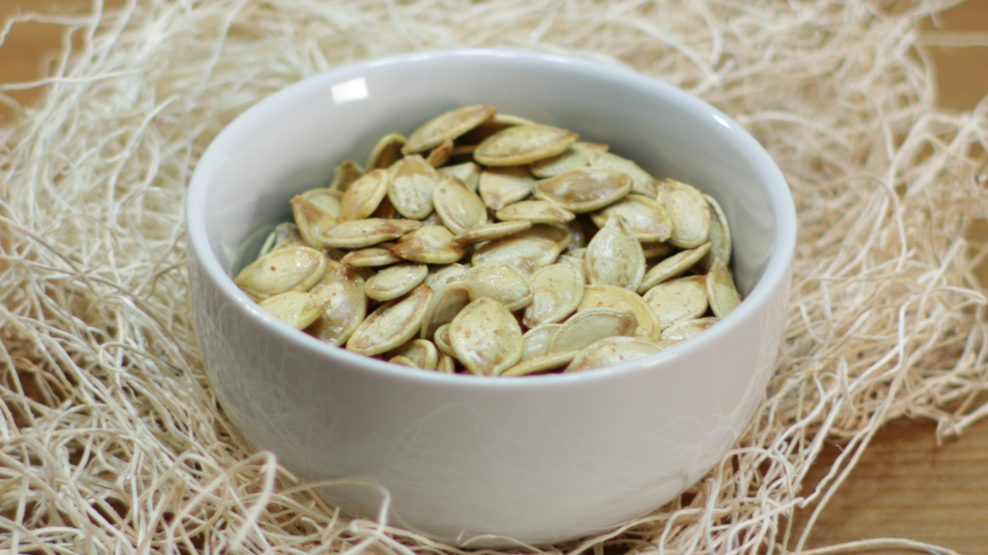 How to Make Roasted Pumpkin Seeds - Easy Roasted Pumpkin Seeds Recipe.jpg