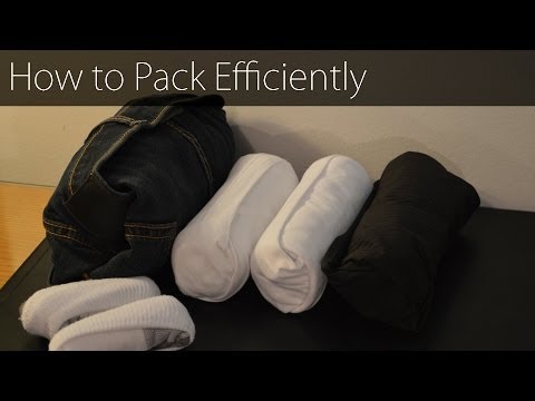 How to Pack Clothes for Traveling