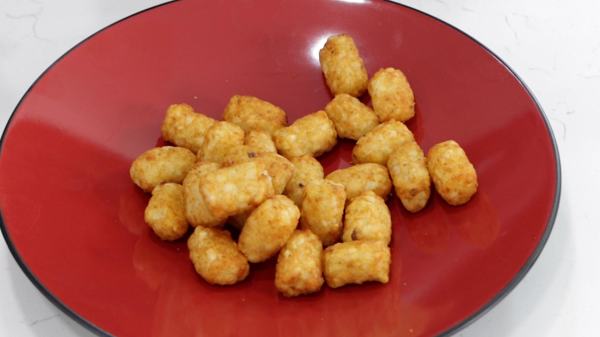 How to cook frozen tater tots in air fryer Copy 01.00_02_03_11.Still004.jpg