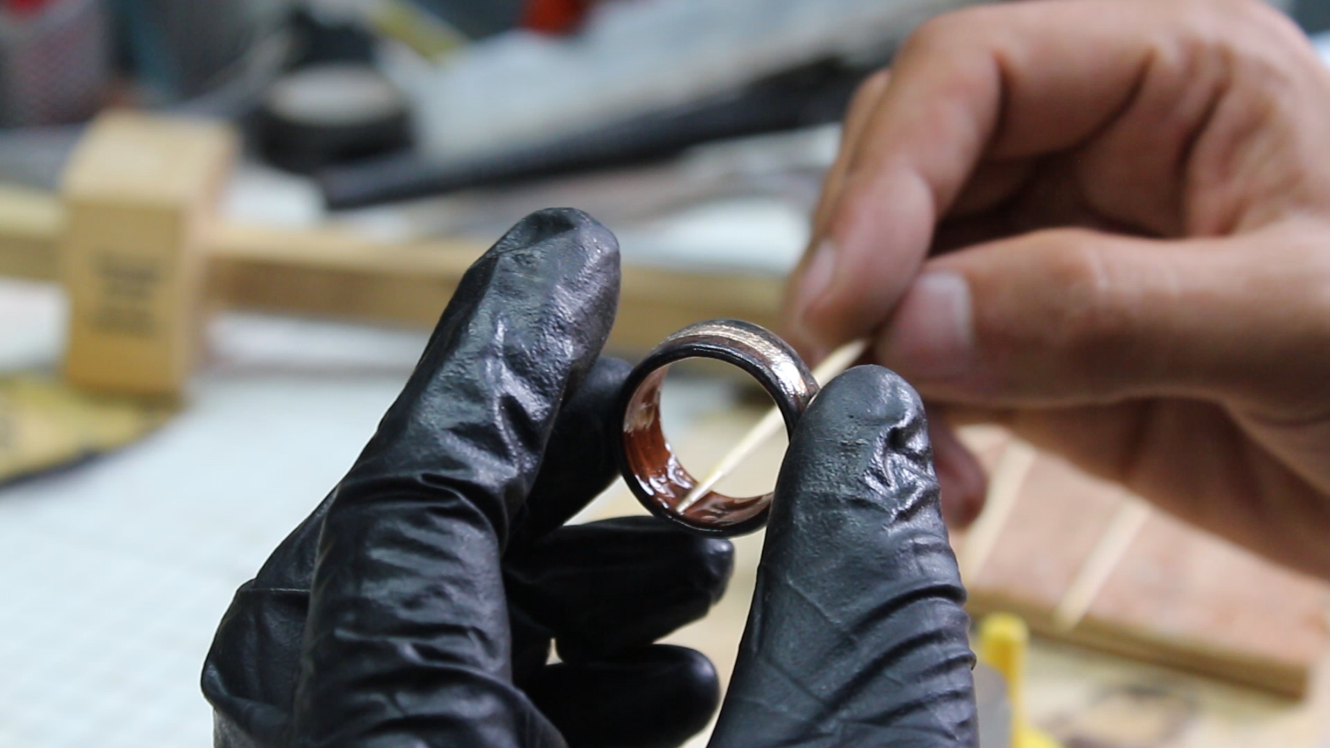 How to inlay a wedding ring into a wooden ring 40.bmp