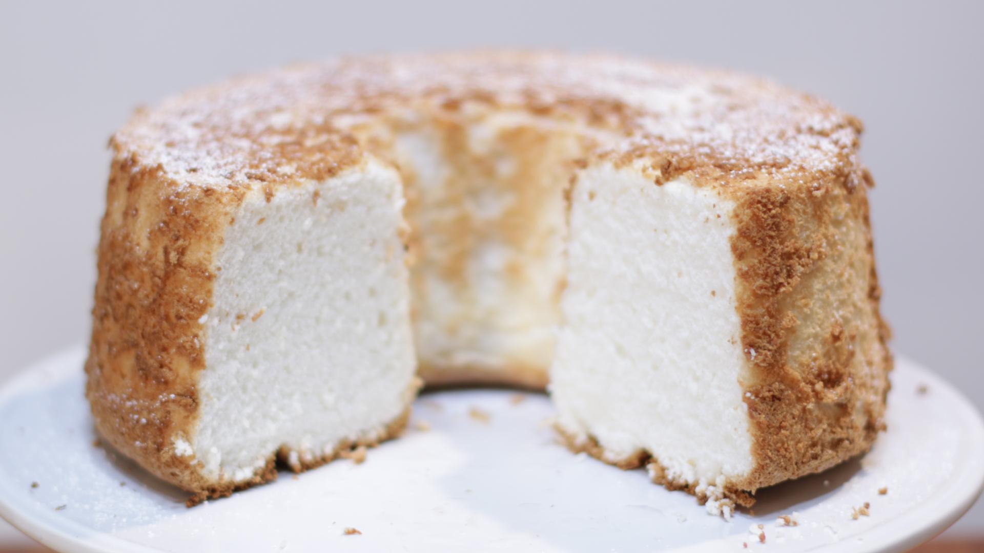 How to make Angel Food Cake Easy Homemade Angel Food Cake Recipe 2.jpg