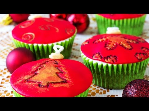 How to make Christmas Cupcake Baubles, Cake Decorating