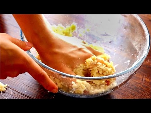 How to make Easy Shortcrust Pastry Recipe | HappyFoods