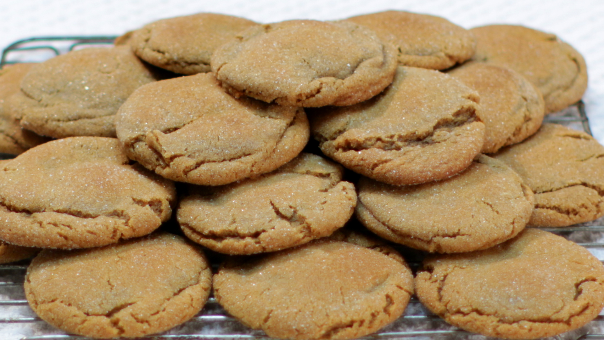 How to make Molasses Cookies - Easy Soft Molasses Cookies Recipe.jpg