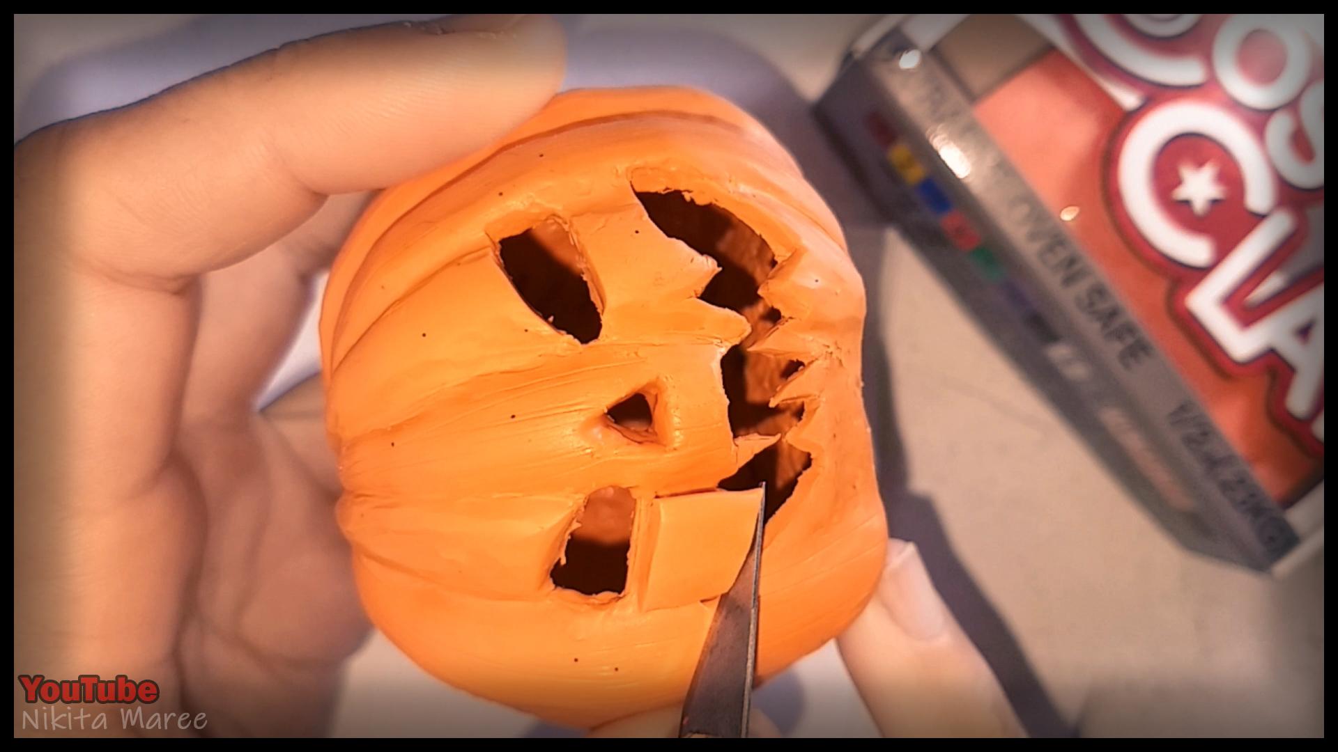 How to make a Jack o'lantern. Polymer clay tutorial. Sculpting a pumpkin out of clay. Halloween Craft.  (23).jpg