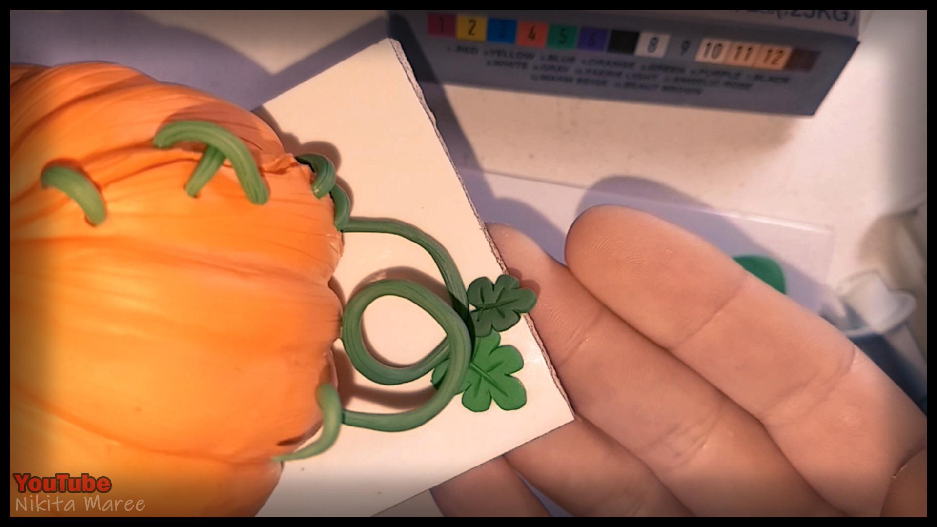 How to make a Jack o'lantern. Polymer clay tutorial. Sculpting a pumpkin out of clay. Halloween Craft.  (53).jpg