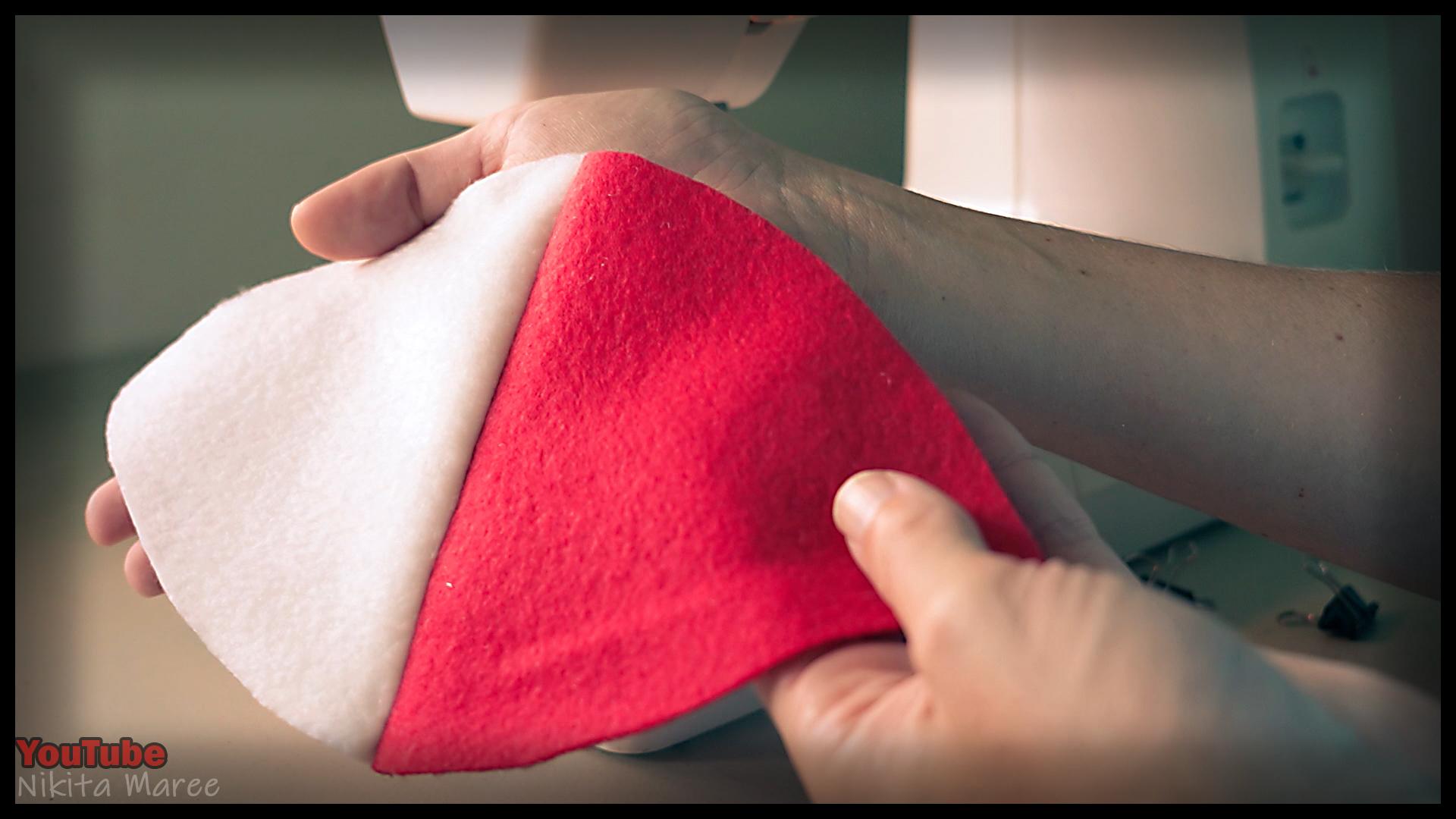 How to make a Poke Ball. DIY pokemon tutorial. Make your pokeball (16).jpg
