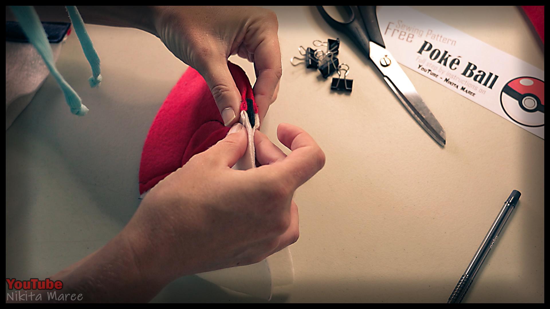 How to make a Poke Ball. DIY pokemon tutorial. Make your pokeball (30).jpg