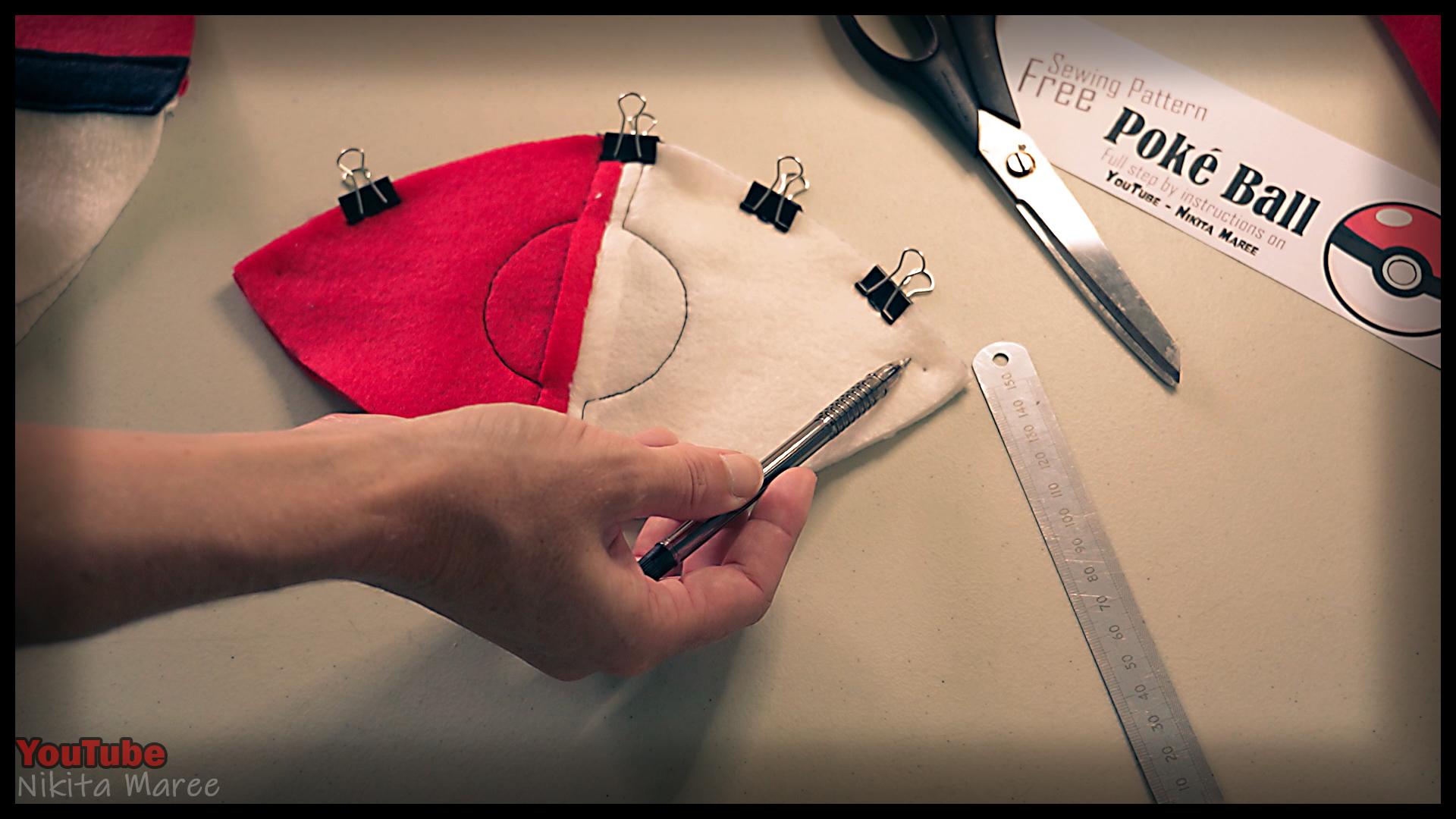 How to make a Poke Ball. DIY pokemon tutorial. Make your pokeball (33).jpg