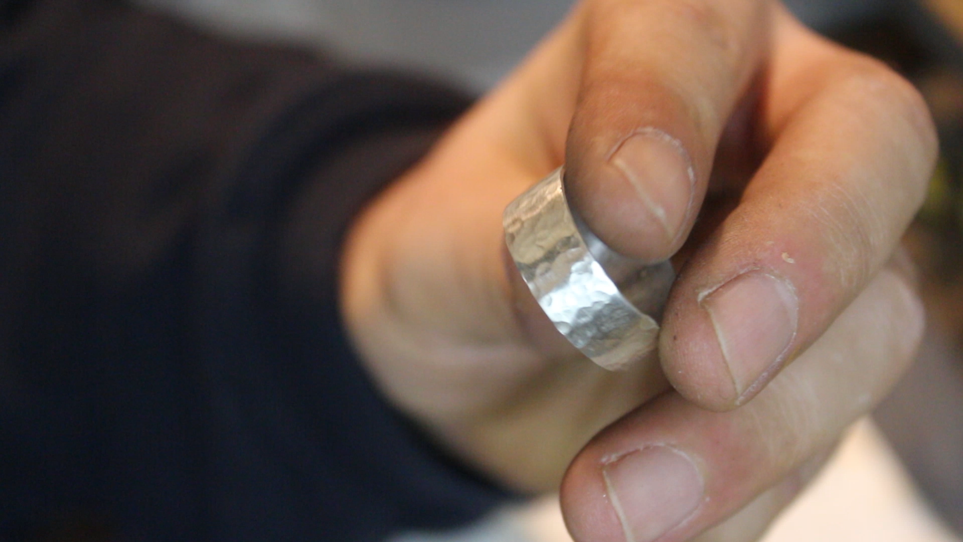 How to make a Wood &amp; Hammered silver ring 33.bmp