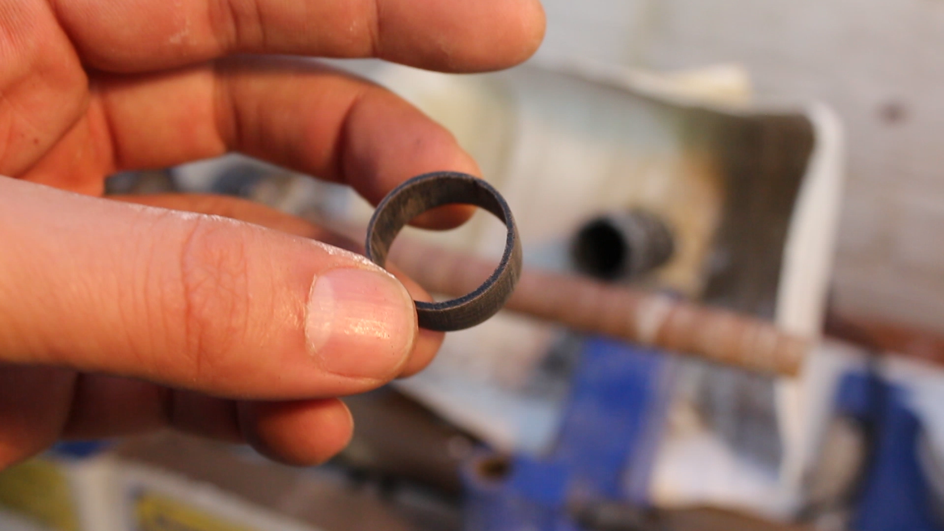 How to make a Wood &amp; Hammered silver ring 11.bmp