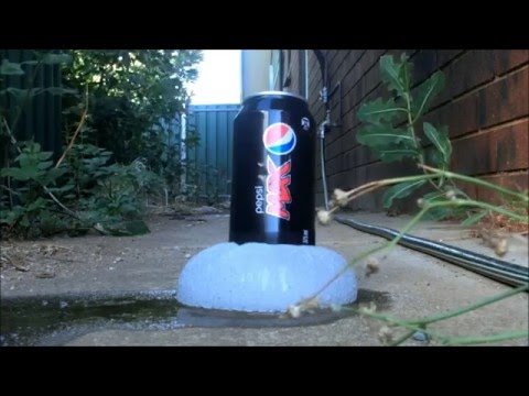 How to make a can cooler with a party balloon