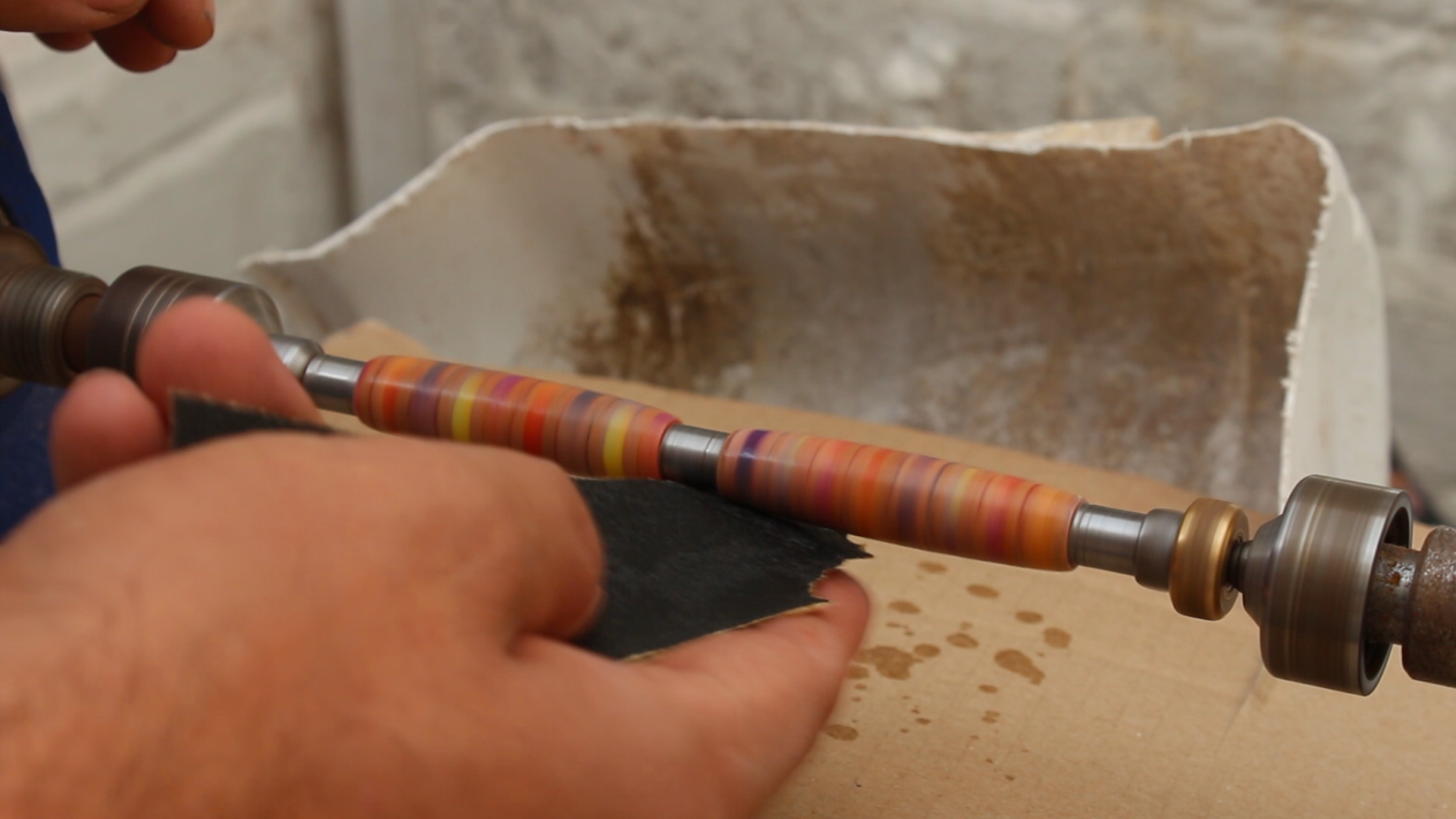 How to make a pen with coloured pencils 26.bmp