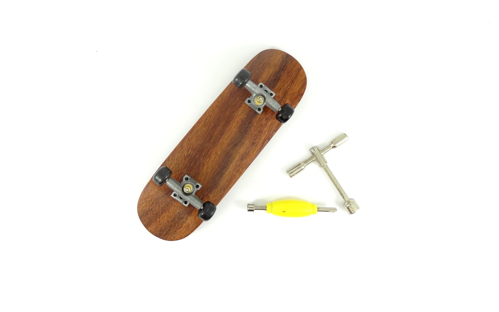 How to make a wooden fingerboard-007.JPG