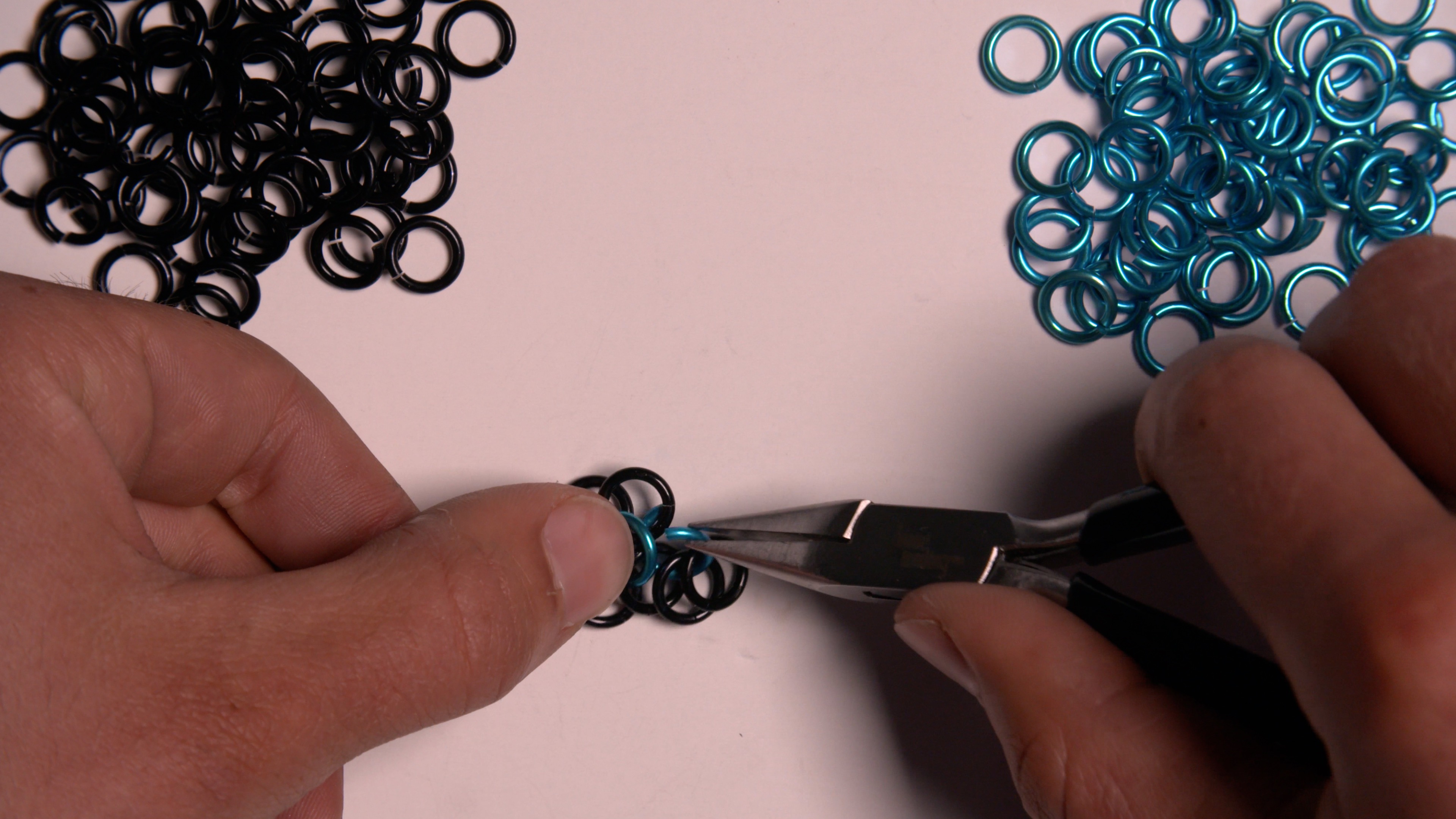 How to make chainmail - European 4-4.jpg