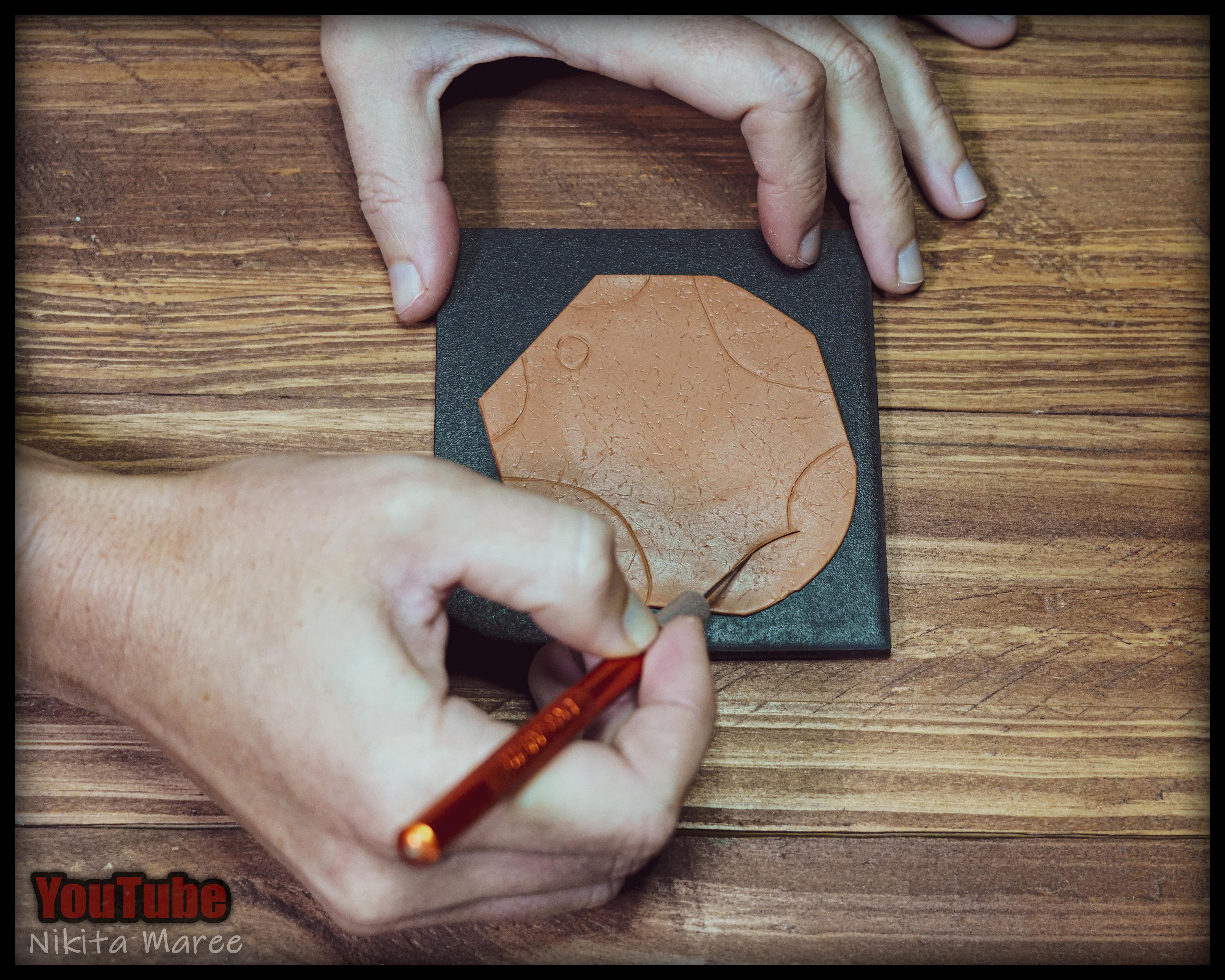 How to make polymer clay look like real leather. Faux Leather made from Polymerclay. Polymerclay tutorials (18).jpg