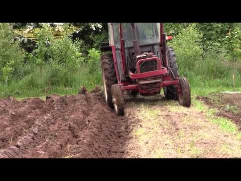 How to plough a field - basic instructions