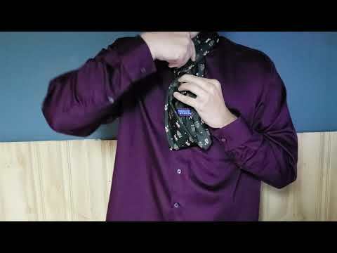 How to tie a tie 3/3