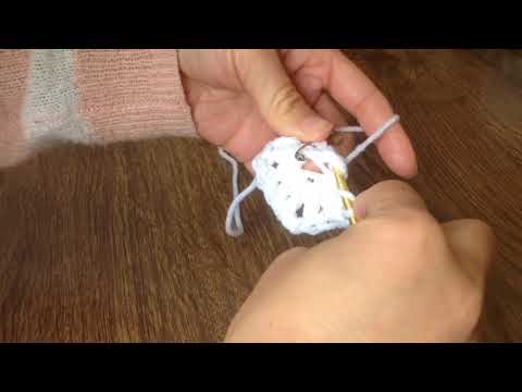 How to weave in yarn tail as one crochets granny square, not afterward