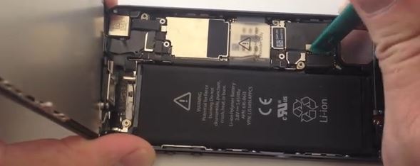 How_to_repair_cracked_iphone5_005.JPG