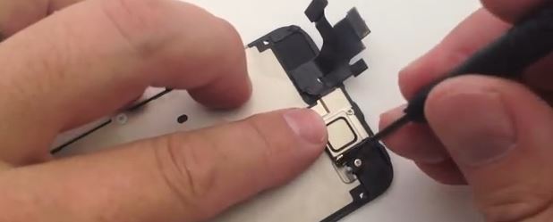 How_to_repair_cracked_iphone5_008.JPG