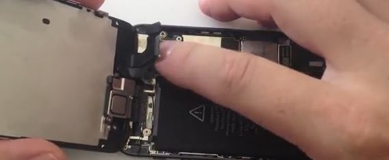 How_to_repair_cracked_iphone5_016.JPG