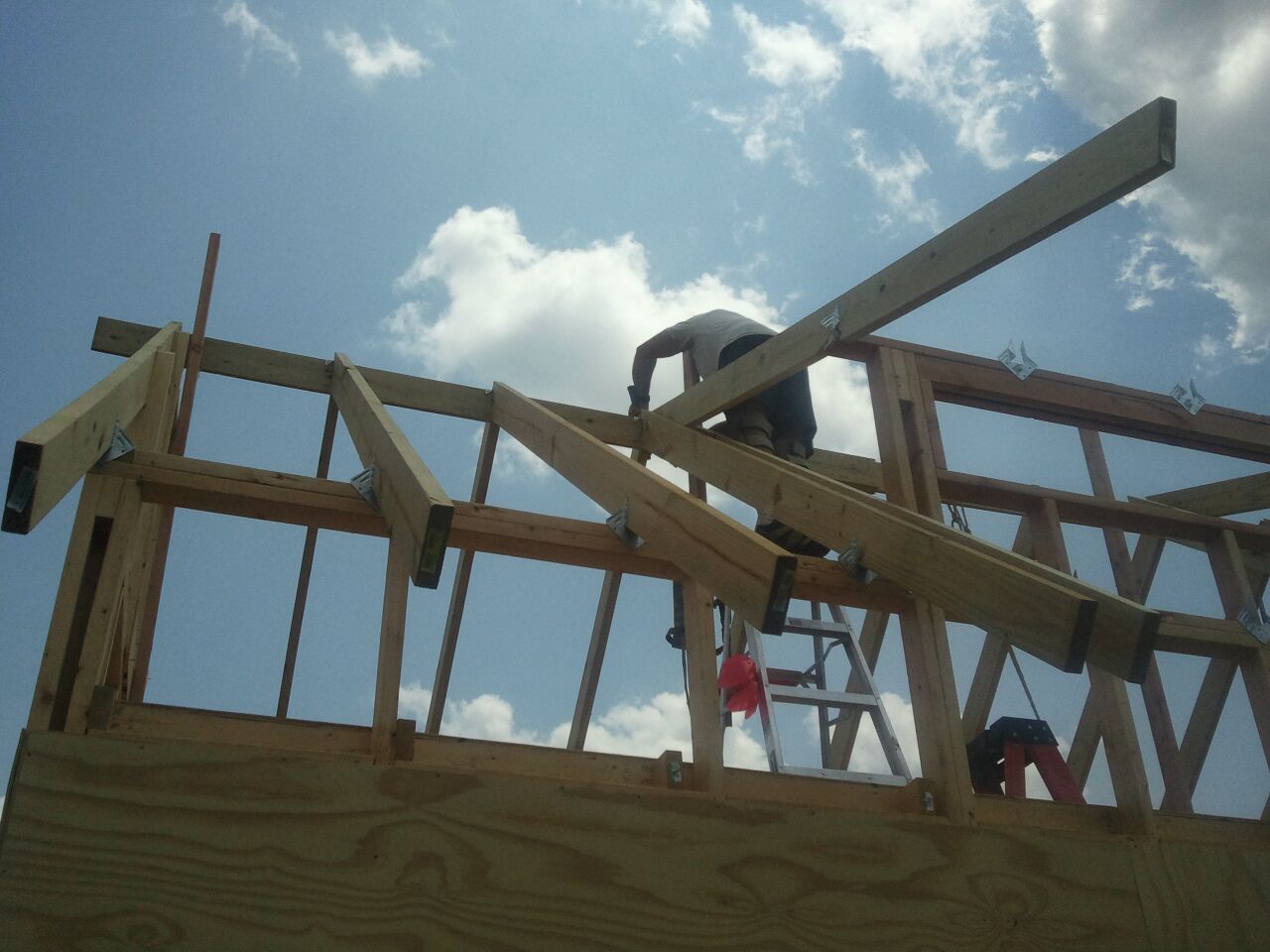 IMG-20140724-roof framing.jpg