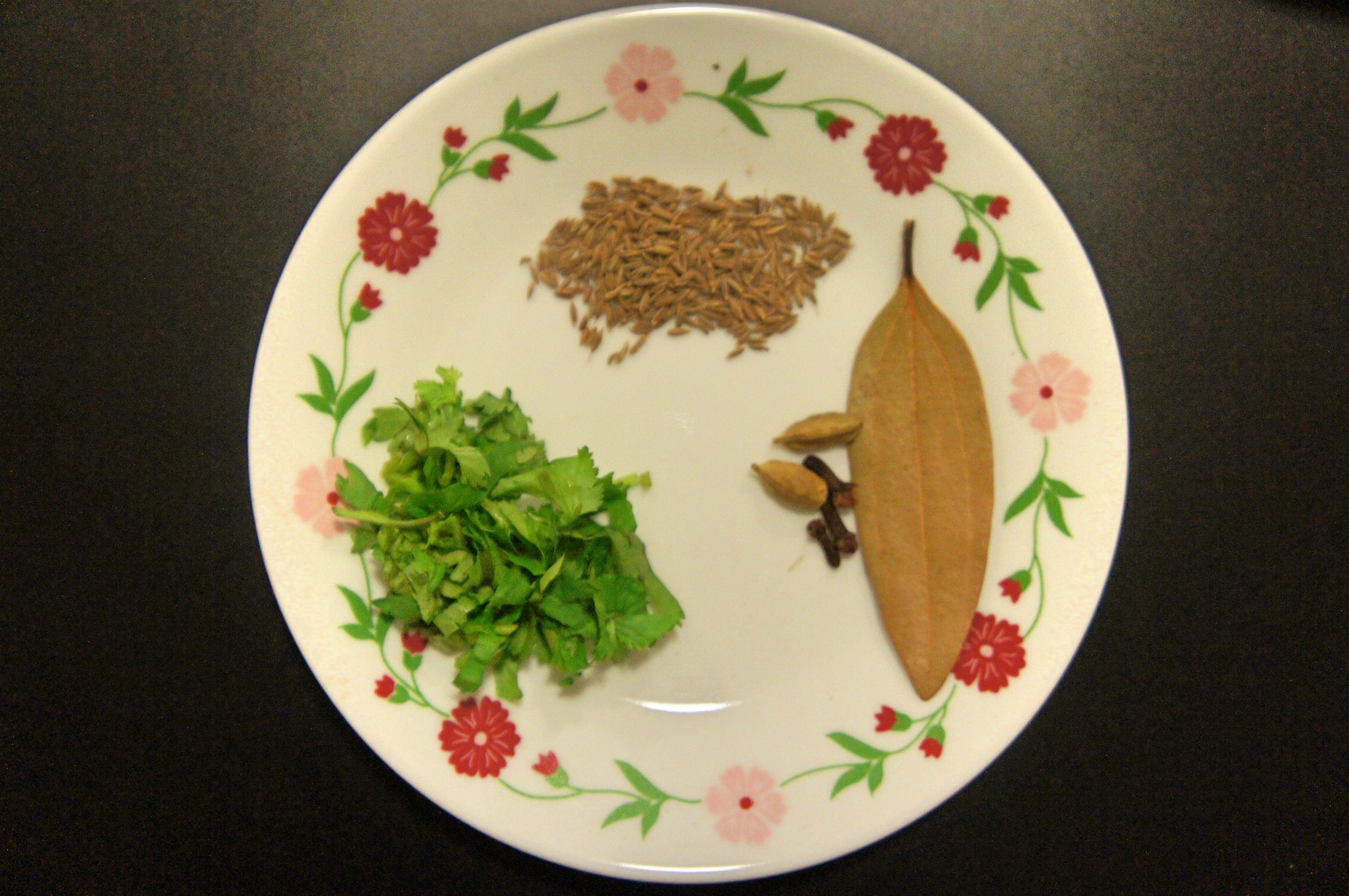 Ingredients_JeeraRice_Spices.jpg