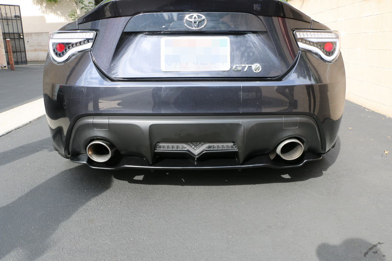 Install-FRS-BRZ-LED-Bumper-Rear-Light-17-MOSAIC.jpg