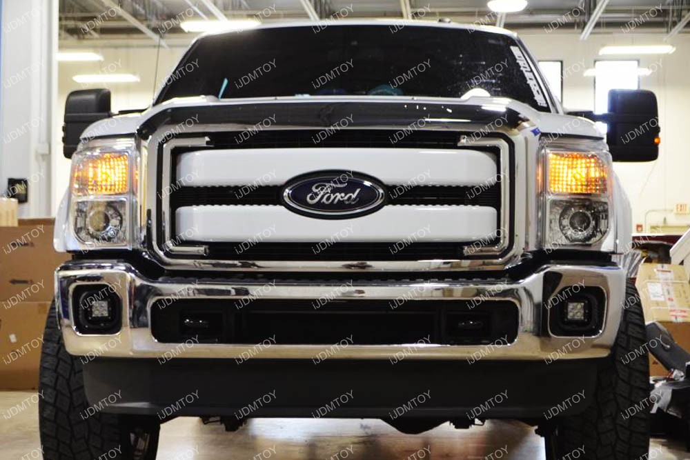 Install-Ford-F250-LED-Fog-Light-09.jpg