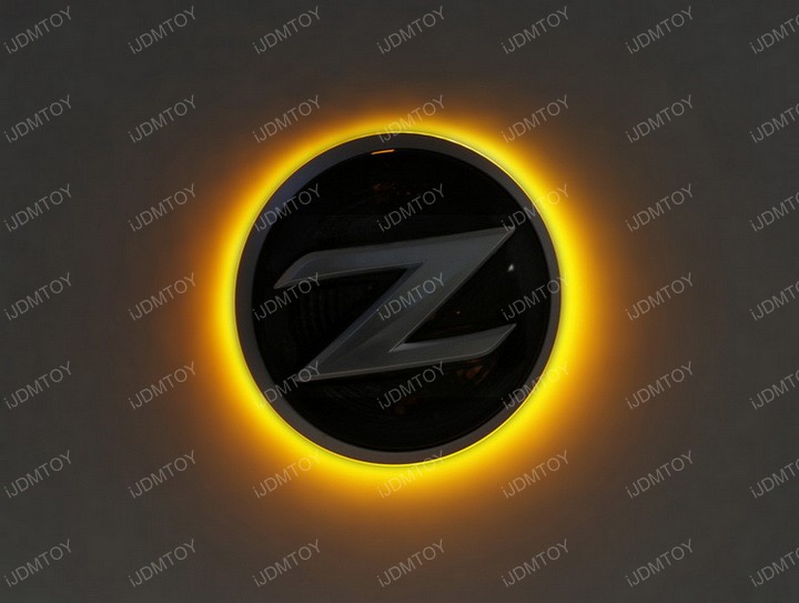 Install-NissanZ-Emblem-Illuminating-Base-06.jpg