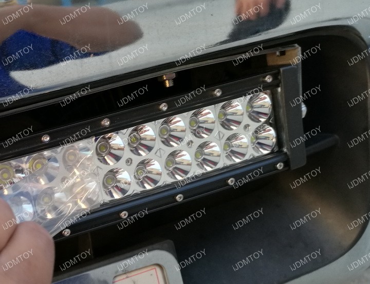 Install-Titan-LED-Light-Bar-11.jpg