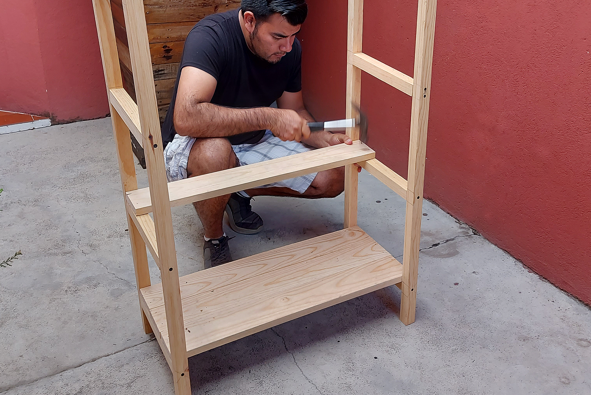 Instructable_Wooden_Utility_Cart_Assemble_CraftyAmigo.png