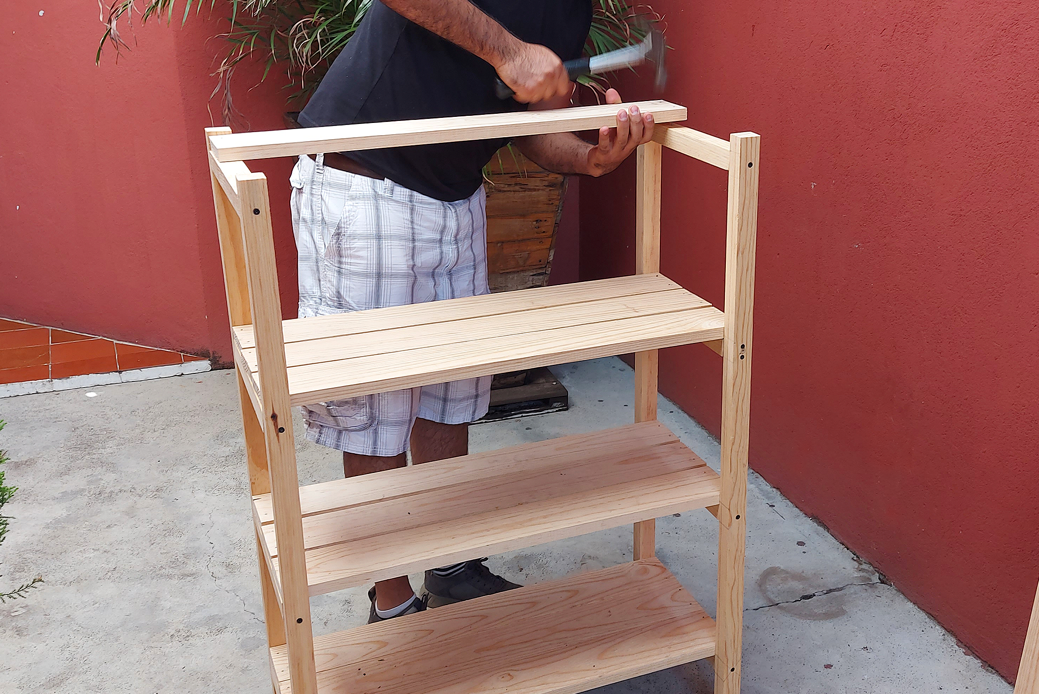 Instructable_Wooden_Utility_Cart_Grill_CraftyAmigo.png