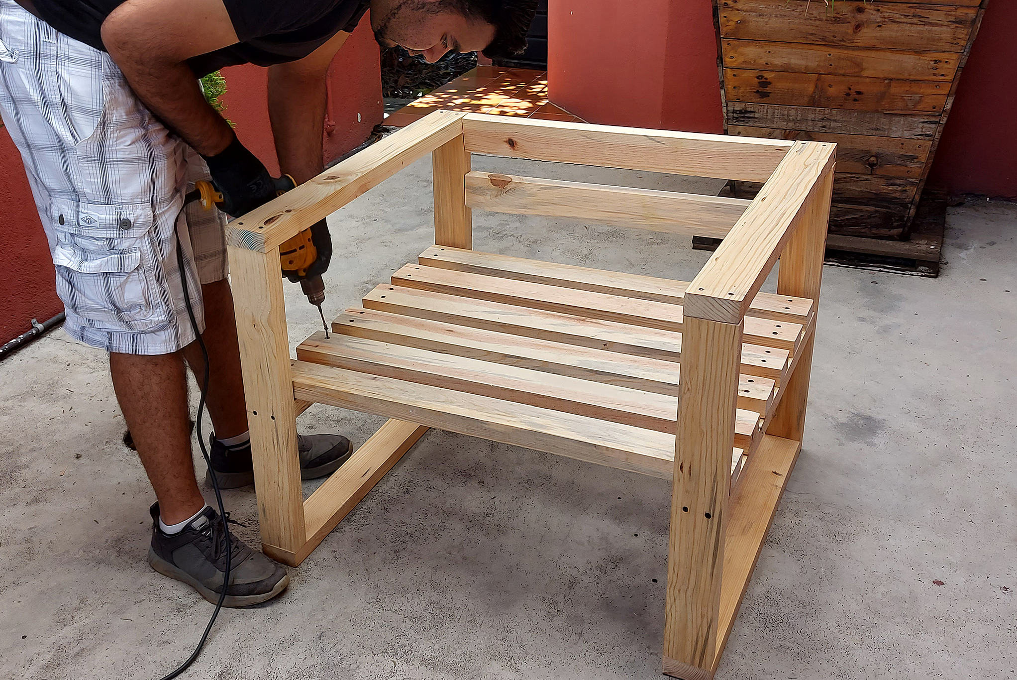 Instructables_Wooden_Chair_Seat_04.png