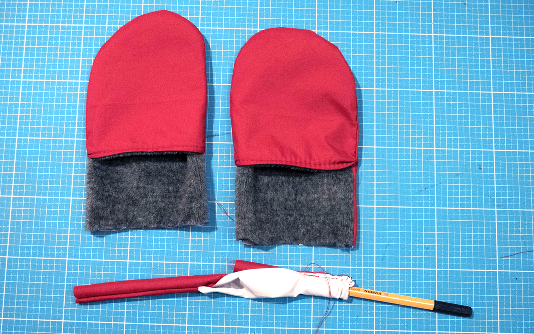 Instructables_mitten_caps_sun_sewing21.jpg