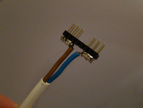 Internal_power_conector_cr.jpg