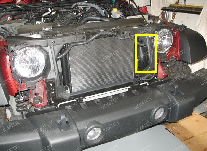 Jeep-Wrangler-LED-Light-Bar-Install-04.jpg