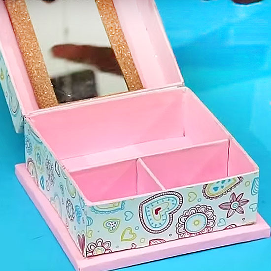 Jewellery-Box-Recycled-Craft-stylenrichDIY.jpg