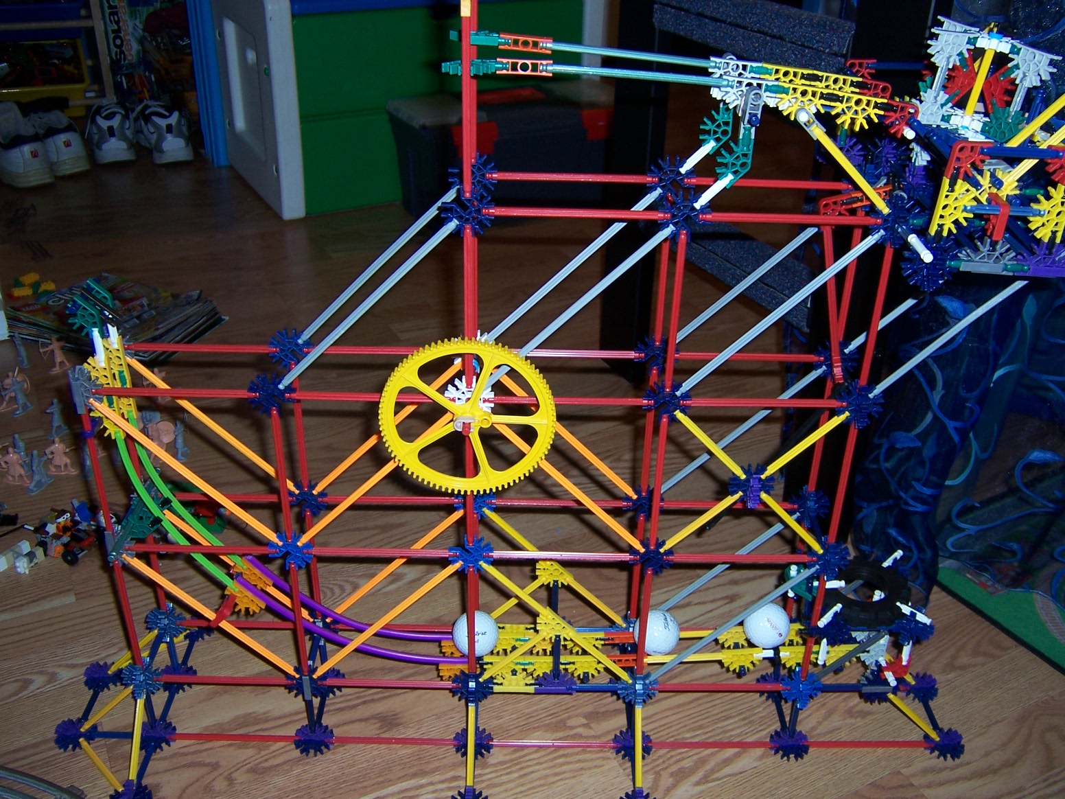 K'nex Ball Machine Wheel Lift (From SUBDUCTION).JPG