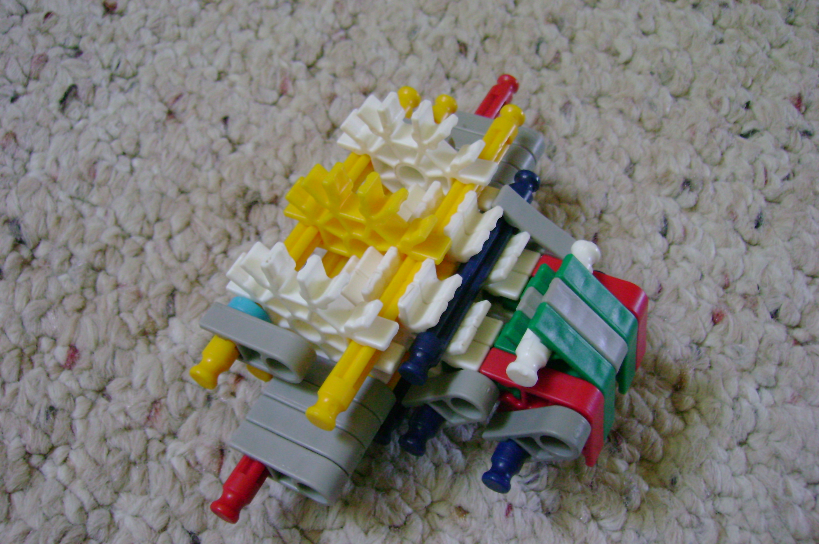 K'nex Cannon---Back 008.jpg