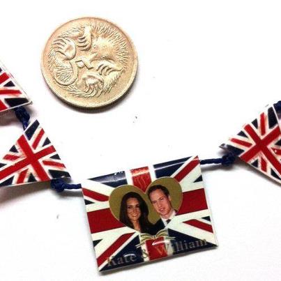 Kate-William bunting.jpg