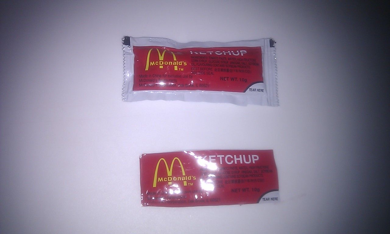 Ketchup USB 02.jpg