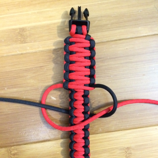 King Cobra Paracord Bracelet.JPG