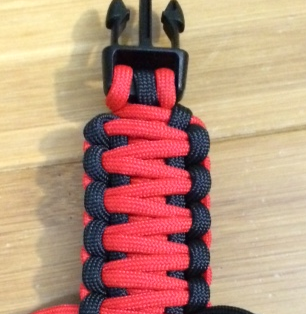 King Cobra Paracord Bracelet.png