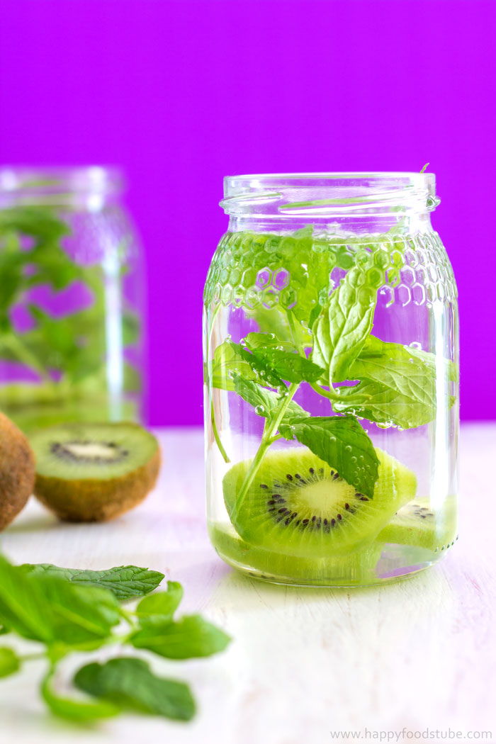 Kiwi-and-Mint-Infused-Water-Recipe.jpg