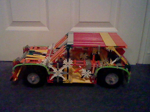 Knex 4x4..JPG