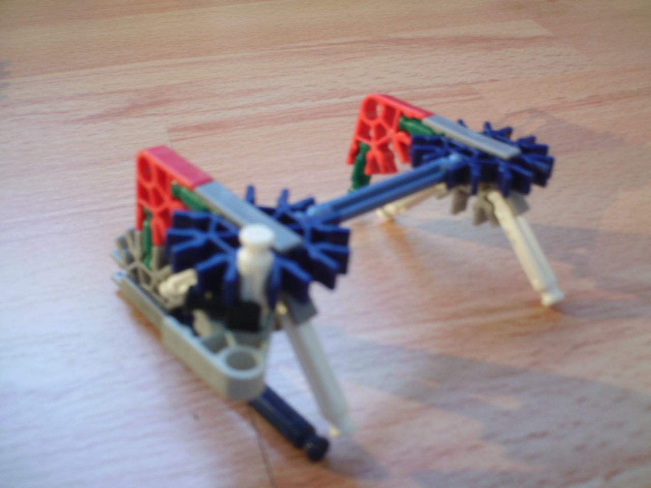 Knex A.D.U Bazooka (Armor Destruction Unit) 004.jpg