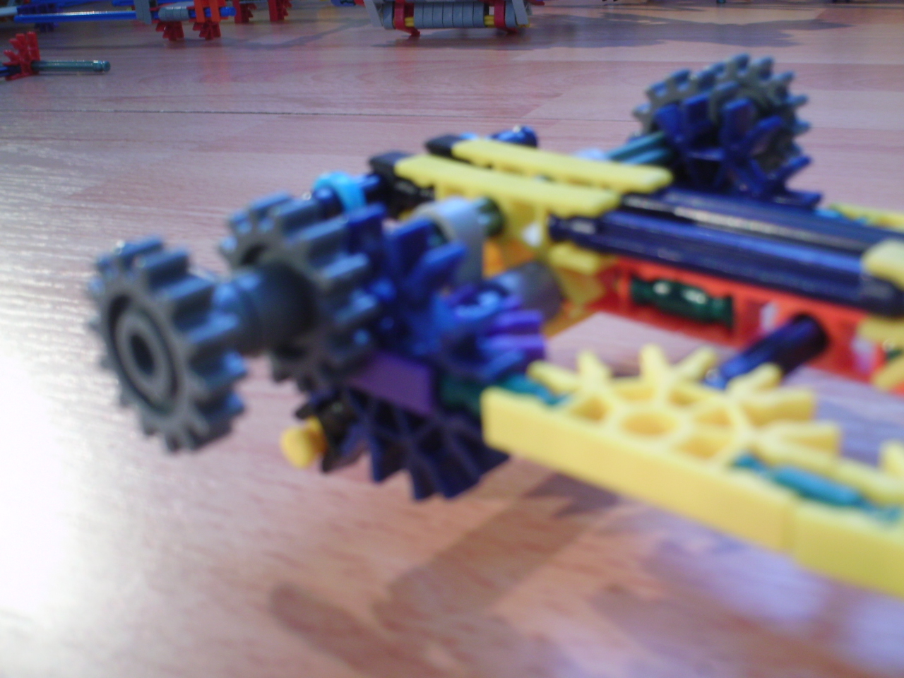 Knex A.D.U Bazooka (Armor Destruction Unit) 007.jpg